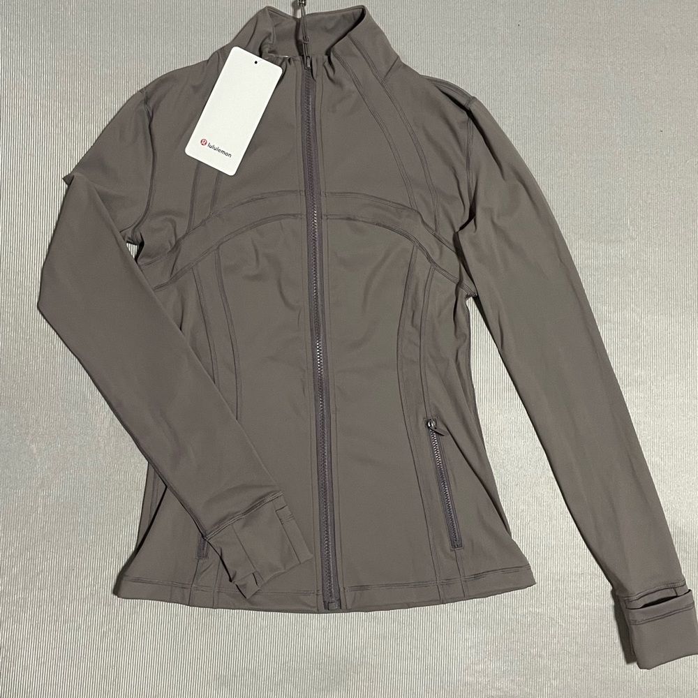 lululemon athletica Women's Taupe Full-Zip Lightweight Jacket